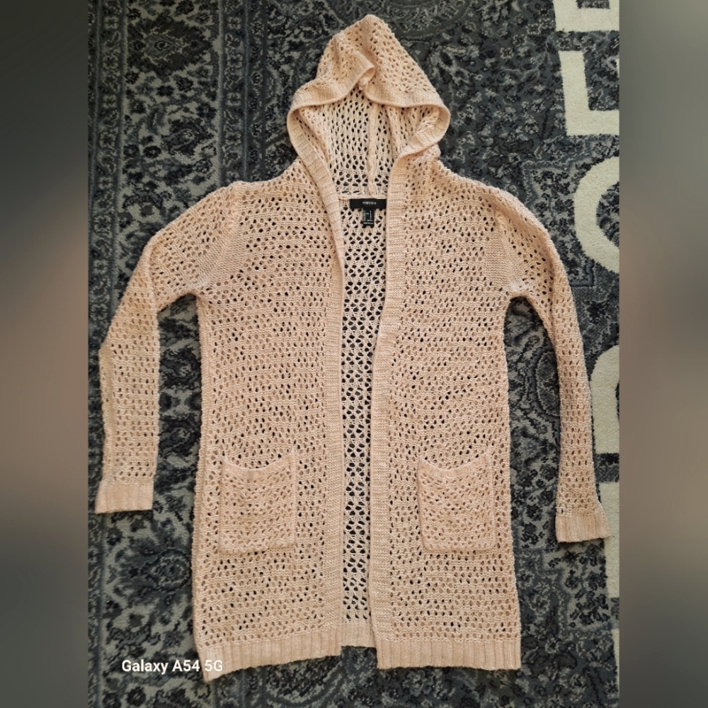 Light Pink Knitted Cardigan with Hood and Pockets